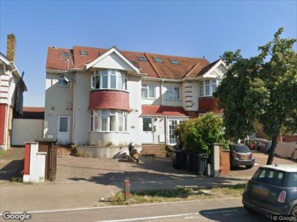 Studio Flat, Great West Road, TW5