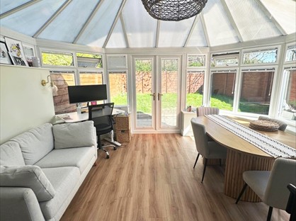 3 Bed Semi-Detached House, Glenside Drive, SK9