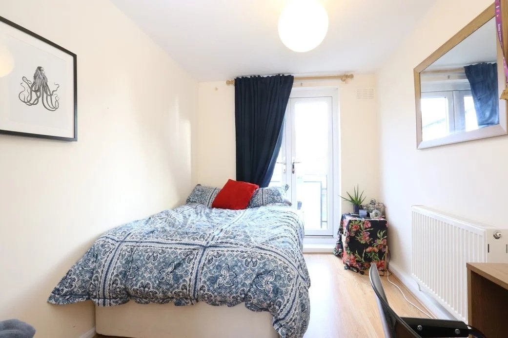 London - Room in a Shared Flat, Sheffield, E3 - To Rent Now for £1,027. ...