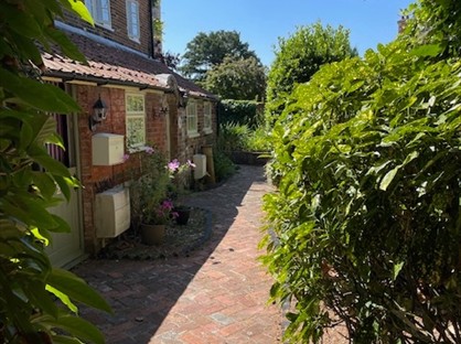 3 Bed Semi-Detached House, St. Marys Cottages, SN10