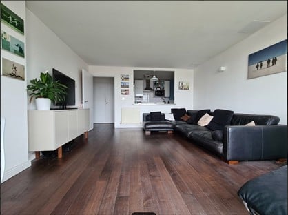3 Bed Penthouse, Richmond Road, E8