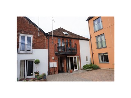 2 Bed Flat, Brown Street, SP1