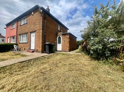 2 Bed Semi-Detached House, Acres Hall Crescent, LS28