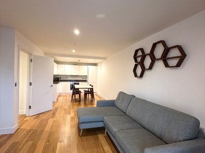 2 Bed Flat, Love Lane, SE18