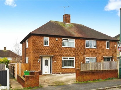 3 Bed Semi-Detached House, Widecombe Lane, NG11