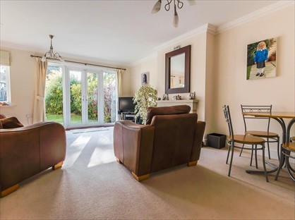 3 Bed Terraced House, Parsonage Close, CB22