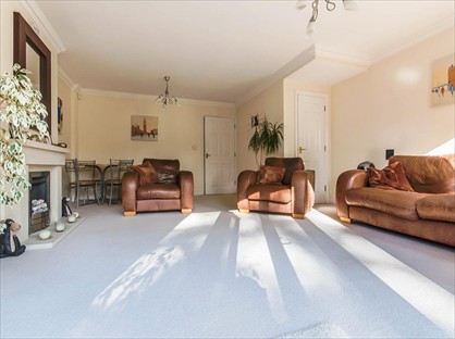 3 Bed Terraced House, Parsonage Close, CB22