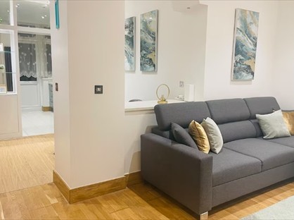 2 Bed Flat, Stoneham House, CR0