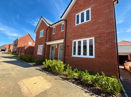 3 Bed Semi-Detached House, Weston Rise, LE2
