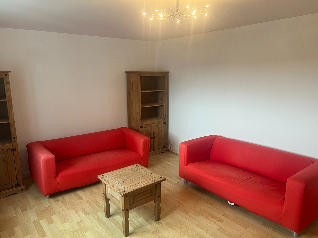 3 Bed Flat, Hilton Gardens, G13 photo 2