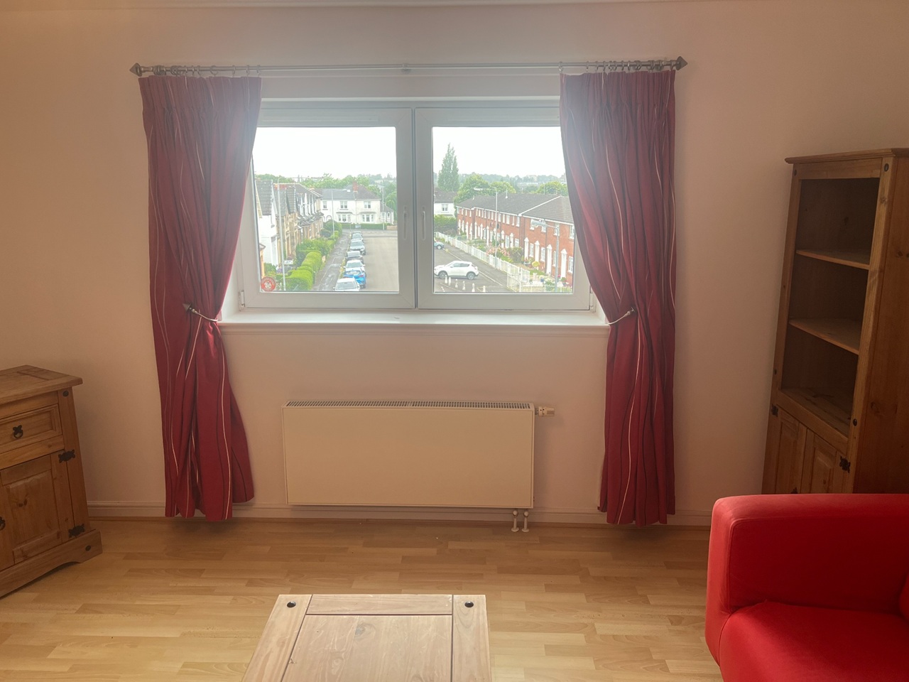 3 Bed Flat, Hilton Gardens, G13 photo 4