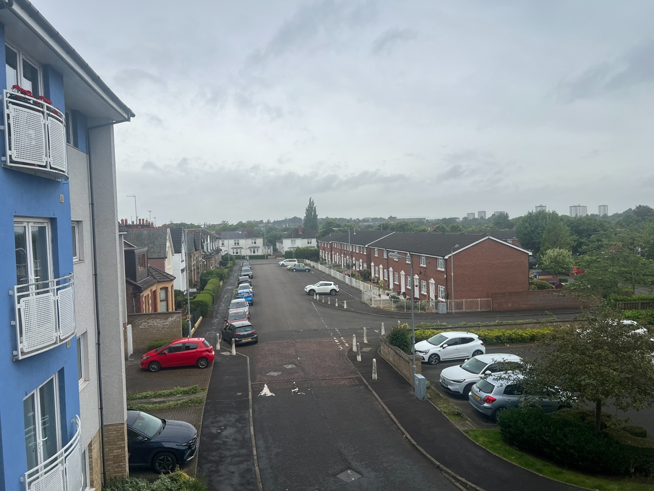 3 Bed Flat, Hilton Gardens, G13 photo 5