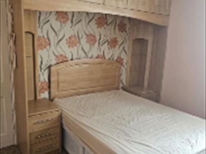 Room in a Shared Flat, Thorold Road, IG1