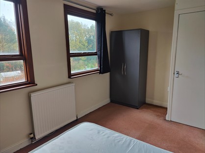 4 Bed End Terrace, Wilmslow Road, SK8