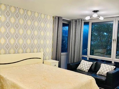 Studio Flat, Cross Street, PO1