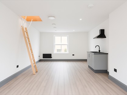 Studio Flat, Waterfoot, BB4