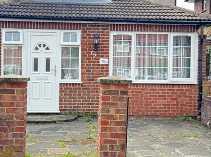 2 Bed Flat, Homestead Way, CR0
