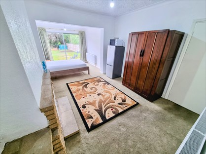 Room in a Shared House, Heath Park Road, RM2
