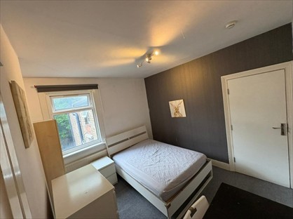 Room in a Shared House, Ermine Road, SE13