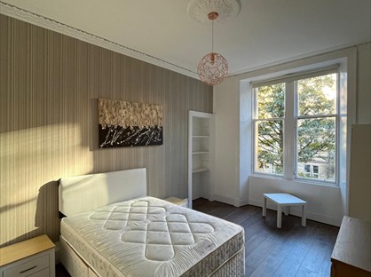 2 Bed Flat, Barrington Drive, G4