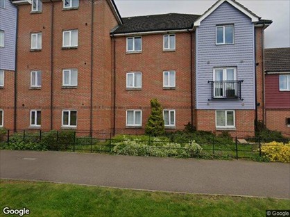 2 Bed Flat, Robin Court, NR8