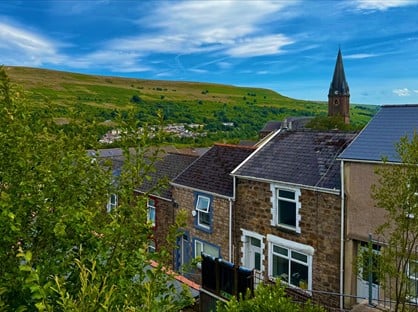 2 Bed Terraced House, Mount Street, NP23