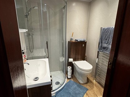 1 Bed Flat, The Quarryknowes, EH51