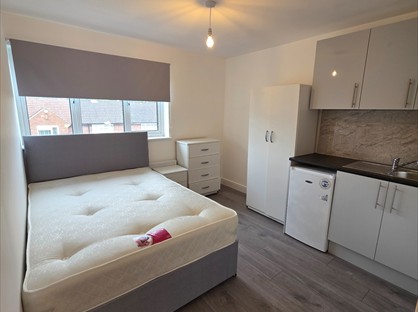 Studio Flat, Forbes Avenue, EN6