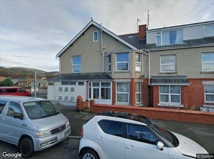 1 Bed Flat, Trinity Avenue, LL30