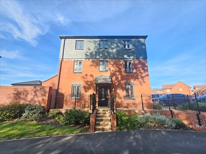 4 Bed Semi-Detached House, Moors Lane, CV23