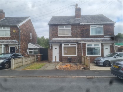 2 Bed Semi-Detached House, Chadwick Road, WA11