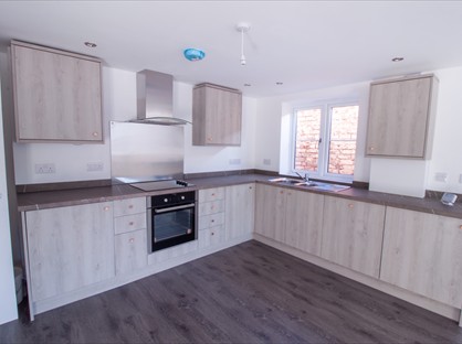 2 Bed Flat, Hagley Road, DY8