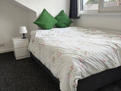 Room in a Shared House, Scotchman Lane, LS27