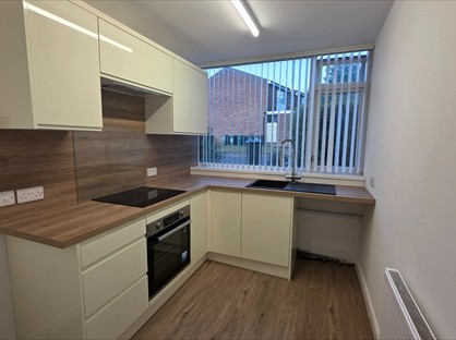 2 Bed Flat, Crowmere Road, CV2