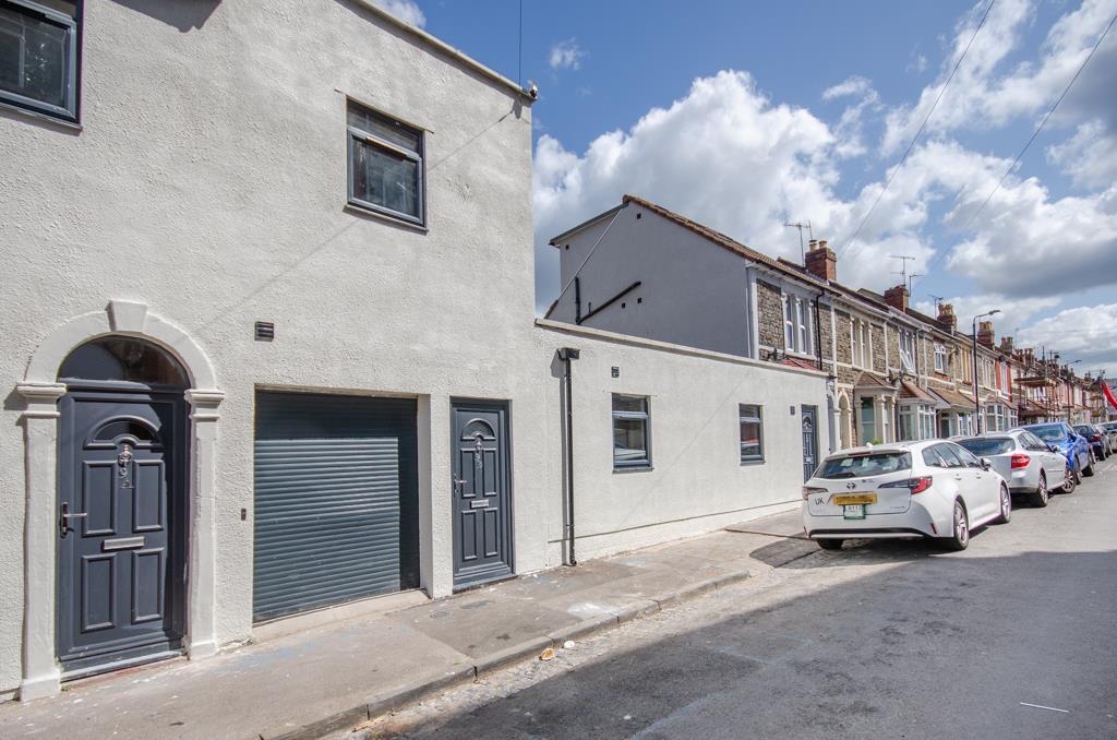1 Bed Flat, Anstey St, BS5