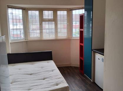 Studio Flat, Whitefoot Lane, BR1