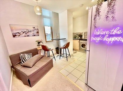 3 Bed Flat, Lever St, M1