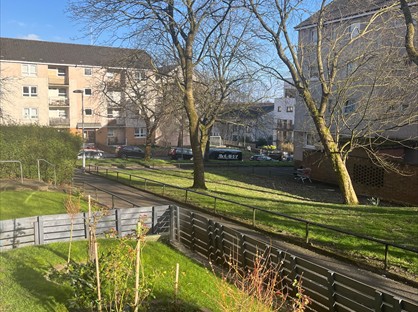 2 Bed Flat, Cadder Grove, G20