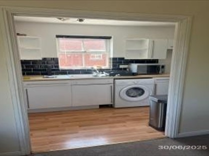 2 Bed Flat, Hawkins Drive, RM16