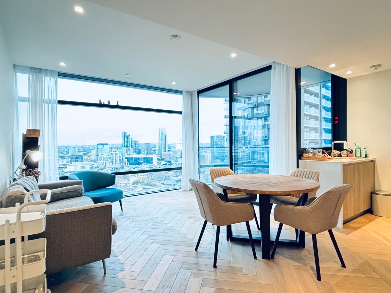 2 Bed Flat, Principal Place, EC2A
