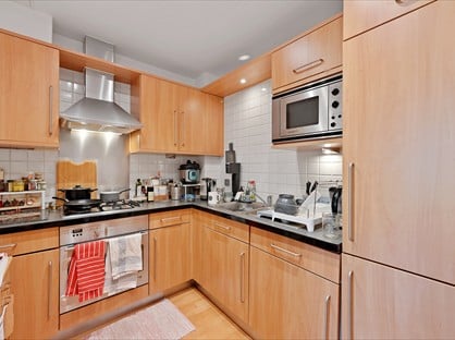 1 Bed Flat, Percy Circus, WC1X