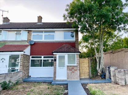 3 Bed End Terrace, North Dene, IG7