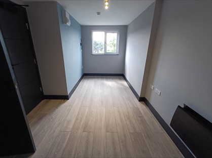 Studio Flat, Ardrossan Gardens, KT4