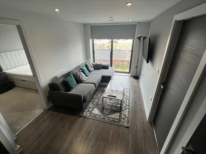2 Bed Flat, Parliament Street, L8