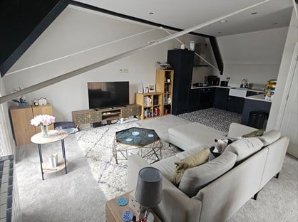 2 Bed Flat, Old Art School, B74