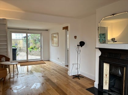 4 Bed End Terrace, New Road, SG12