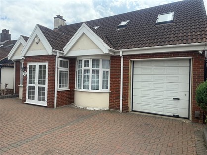 Room in a Shared House, Long Lane, RM16