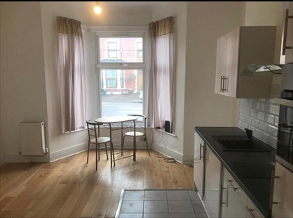 Studio Flat, Ilford, IG1