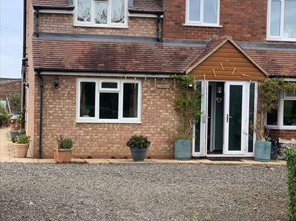 1 Bed Detached House, Welsh Road East, CV47