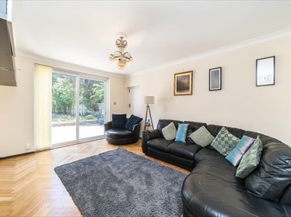 5 Bed Detached House, Woodyates Road, SE12